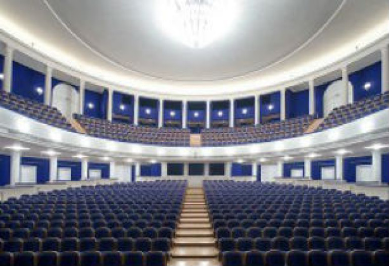 Новым директором театра Станиславского станет Ара Карапетян