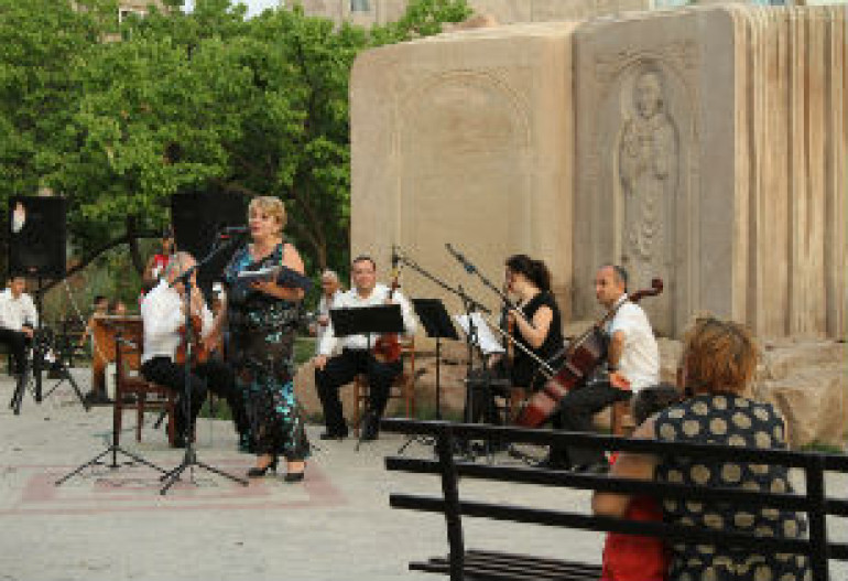 Voices of Armenia string quartet performs open-air concert in Yerevan’s Avan community