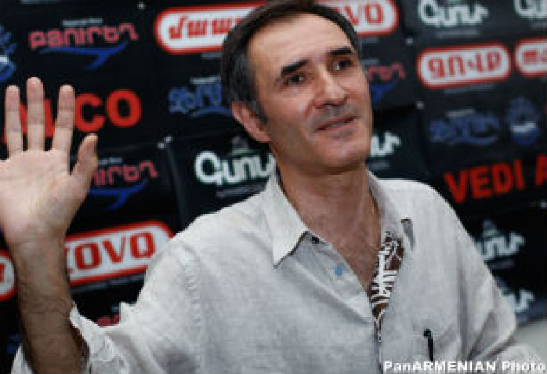 Armenian actor speak of society’s disappointment and his ‘naïve hopes’ 