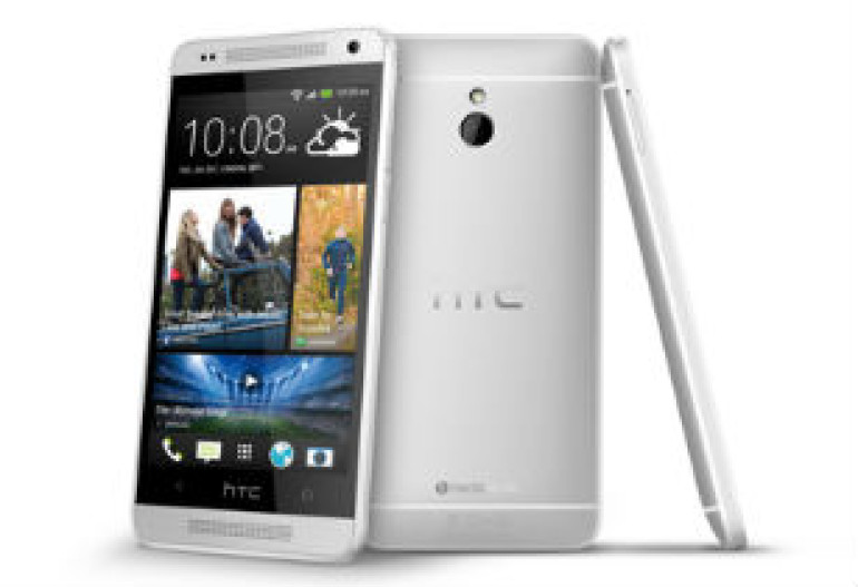 HTC уменьшила смартфон One