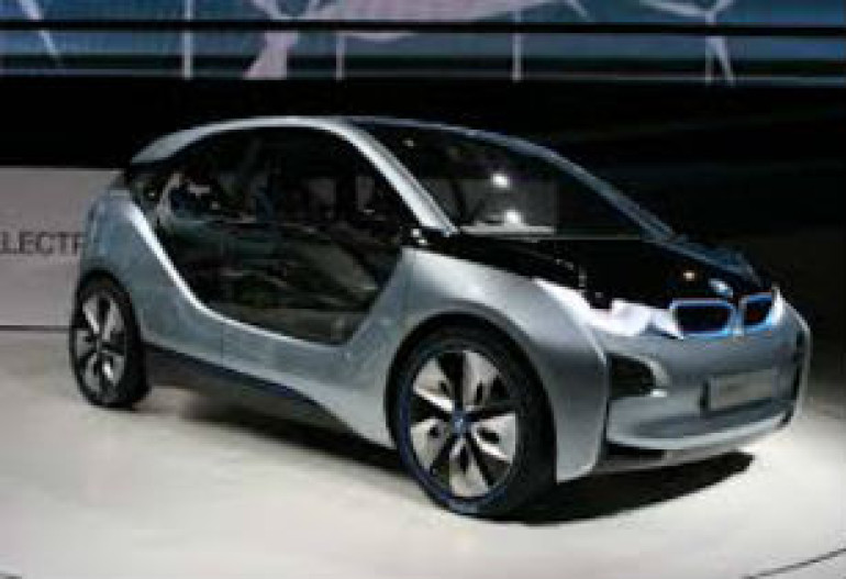 BMW-ն ներկայացրել է իր առաջին էլեկտրոմոբիլը 