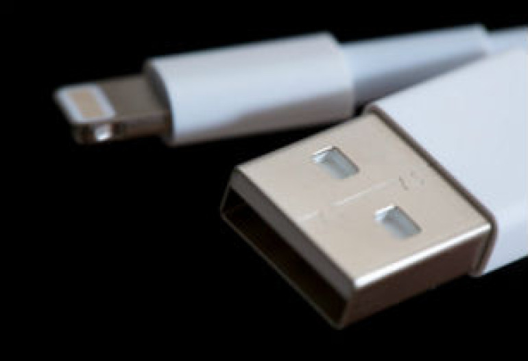 «USB-презерватив» защитит от вирусов в случайных разъемах