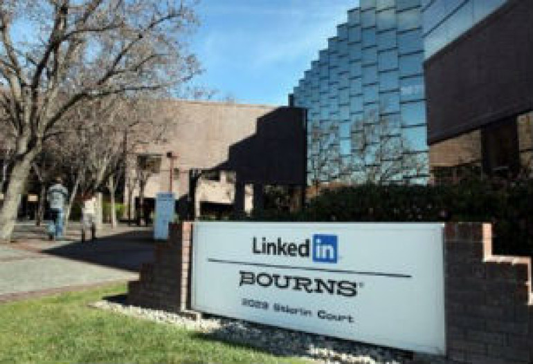 Օգտատերերը մեղադրել են LinkedIn-ին էլեկտրոնային հասցեներ գողանալու մեջ