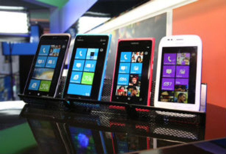 Windows Phone подружат с большими экранами