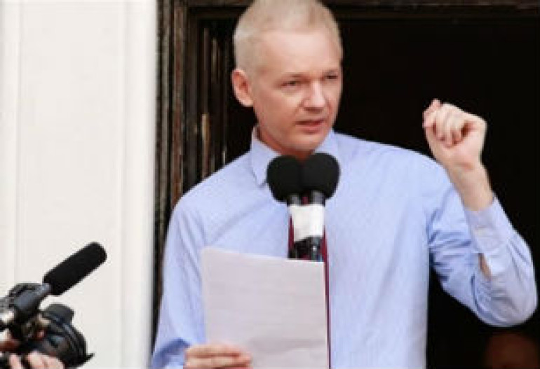 Ассанж вновь выступил с критикой фильма о WikiLeaks