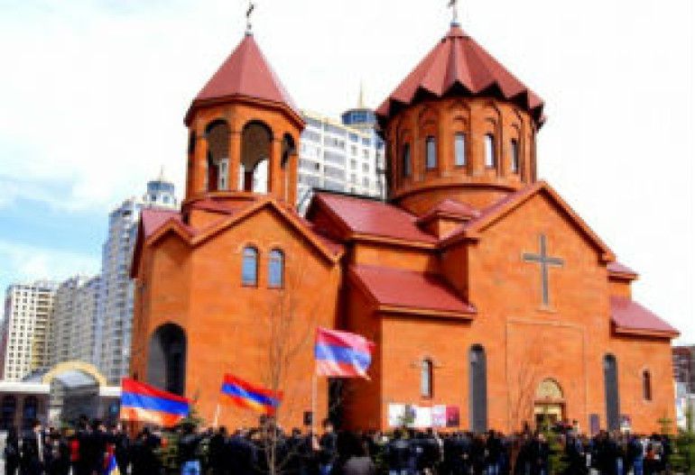 В Екатеринбурге освятили армянскую церковь