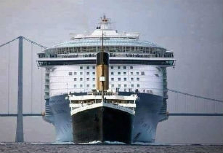 See Titanic compared with modern cruise liner 