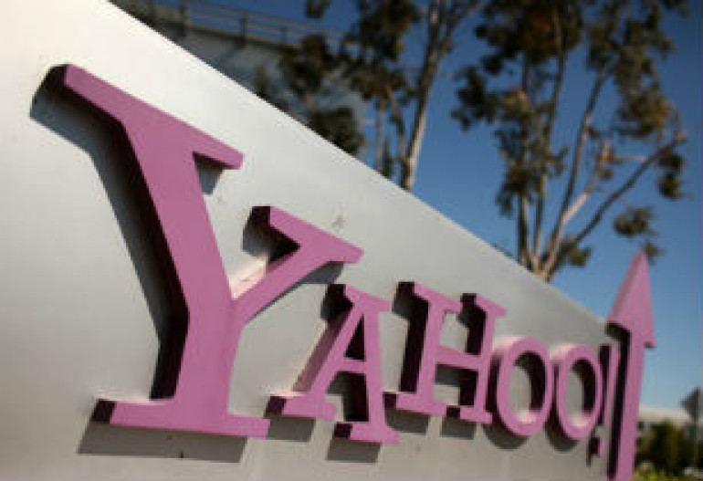 Yahoo is selling over 100 domain names 