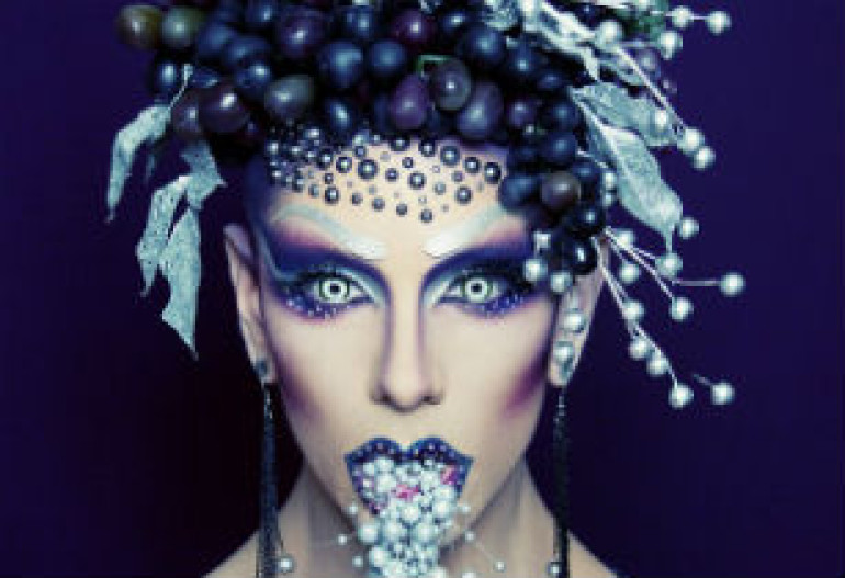 Powerful self-portrait series reveals male photographer\'s elaborate party looks