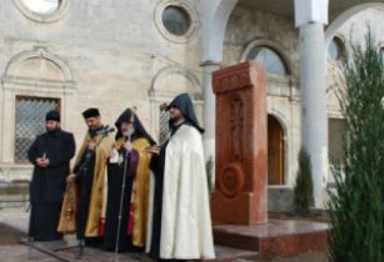 В армянской церкви в Евпатории открыли хачкар
