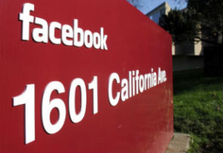 Facebook экспериментирует c кнопкой "Сочувствую"