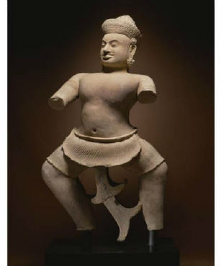 Ancient statue to be returned to Cambodia