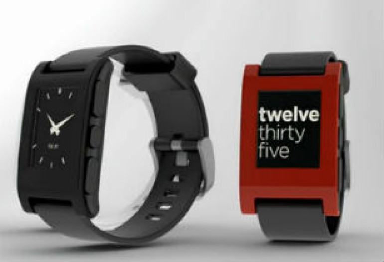Часы Pebble совместили со смартфонами на Windows Phone