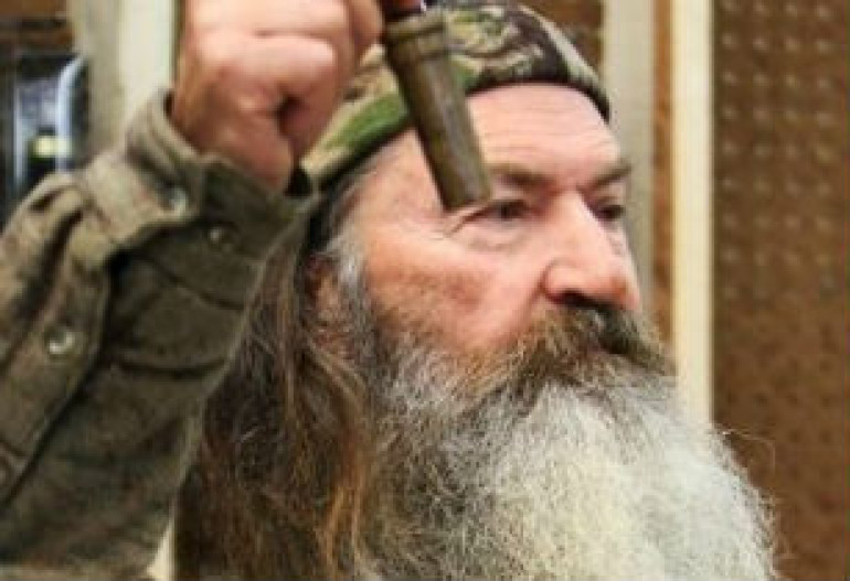 US TV star suspended for anti-gay views