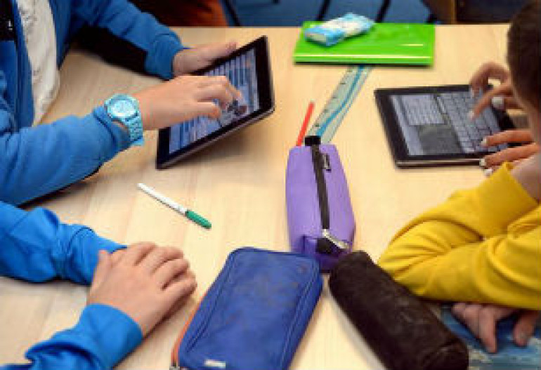 Ученики нью-йоркской школы будут использовать iPad вместо тетрадей и учебников