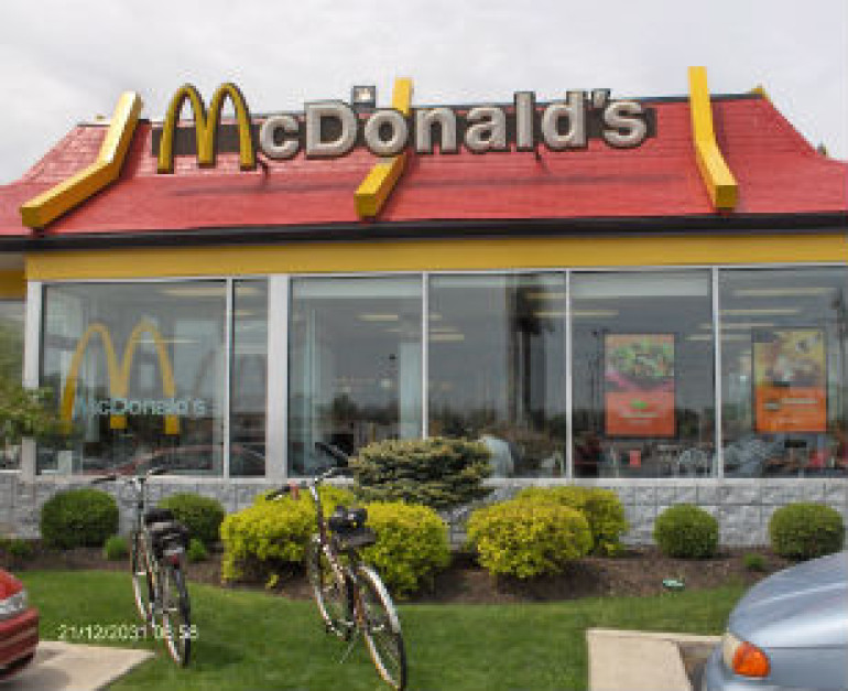 McDonald’s-ն իր աշխատակիցներին խորհուրդ է տվել չտարվել արագ սննդով