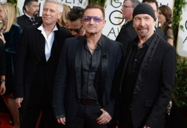U2 представили новую песню на Супербоуле