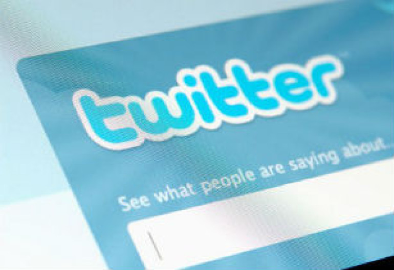 Акции Twitter рухнули более чем на 17%