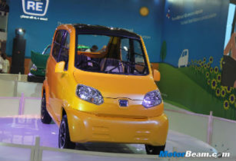 Հնդիկներն աշխարհին են ներկայացրել Bajaj RE60 «ամենաէժան» ավտոմեքենան (լուսանկարներ)