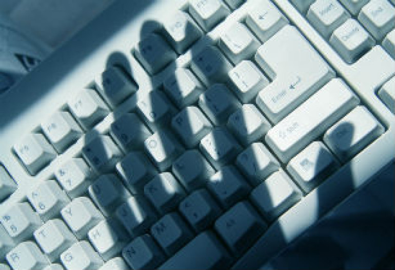 Biggest ever DDoS attack hits US, EU