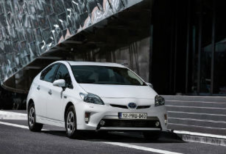 Toyota отзывает 1,9 млн машин из-за проблем с программным обеспечением