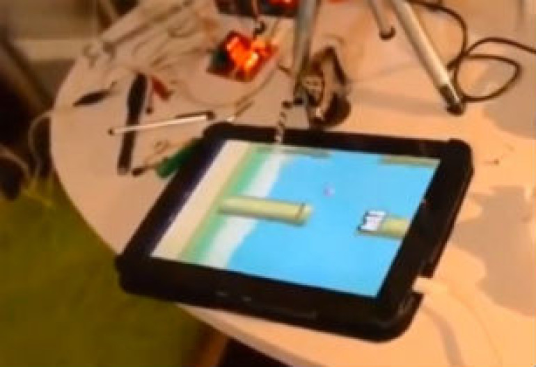 Չինացիները ռոբոտ են ստեղծել, որը Flappy Bird է խաղում (տեսանյութ)