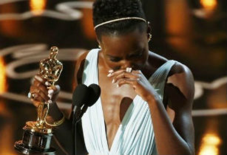 Oscars 2014: '12 Years a Slave' star wins best supporting actress award (photos)