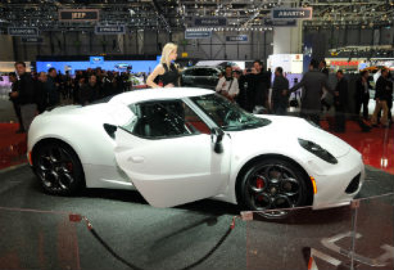 Модели Alfa Romeo получат двигатели Ferrari