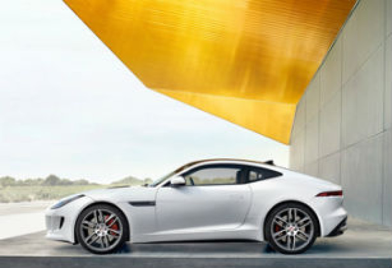 Jaguar сделает трековое купе F-Type