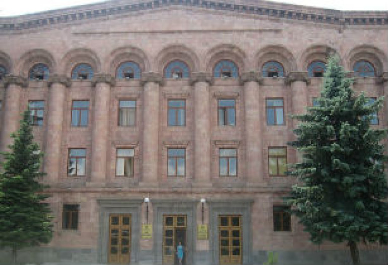 Ստեփանավանի թիվ 2 դպրոցի 1-ին դասարանի ծնողներից պահանջում են նամակ գրել, որ իրենց կամքով են 10 000 դրամ հավաքում