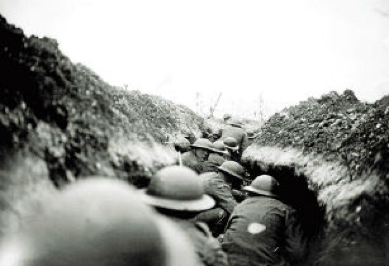 Horror of WWI: Veteran photographer who has covered conflicts for 50 years picks six photos that show the true desperation of th