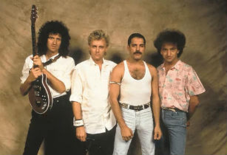 Queen издаст неизвестные песни Фредди Меркьюри