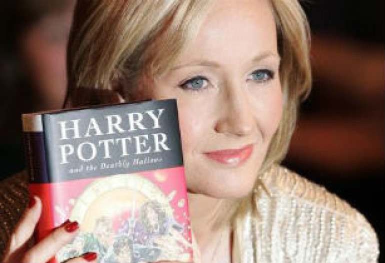 Author JK Rowling donates £1m to fight Scottish independence