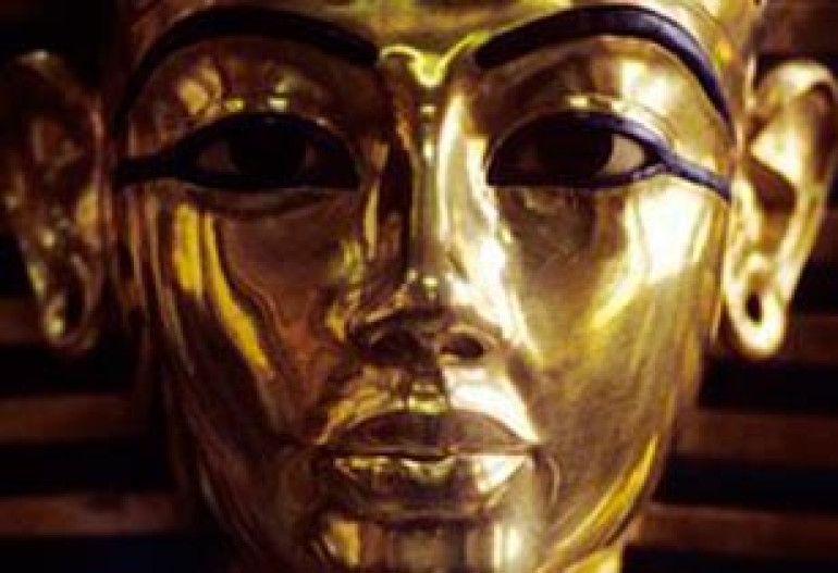 Tutankhamun: How 'Tut-mania' gripped the world