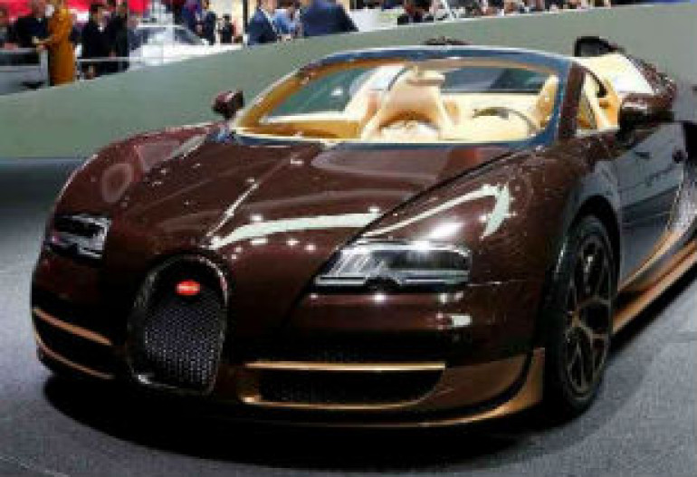 Bugatti-ն միանում է արագության ռեկորդի համար մղվող ճակատամարտին`Veyron-ն իր նշաձողը բարձրացնում է մինչև 460 կմ/ժ (լուսանկարներ)