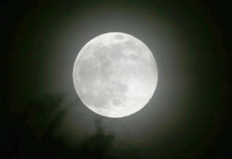 'Supermoon' meteor shower to light up sky Sunday