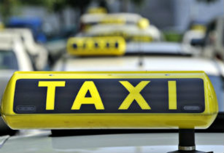 Germany bans car sharing service