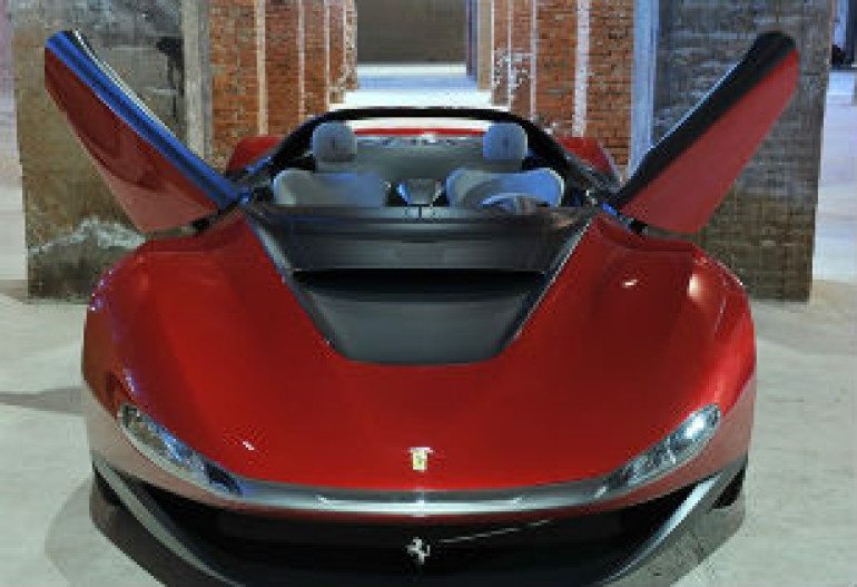 Ferrari выпустит родстер в честь великого дизайнера