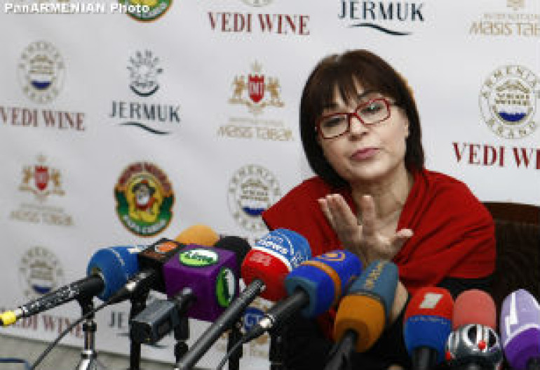 Чтобы знали наших героев – Цветана Паскалева создала цикл фильмов об известных и неизвестных героях арцахской войны