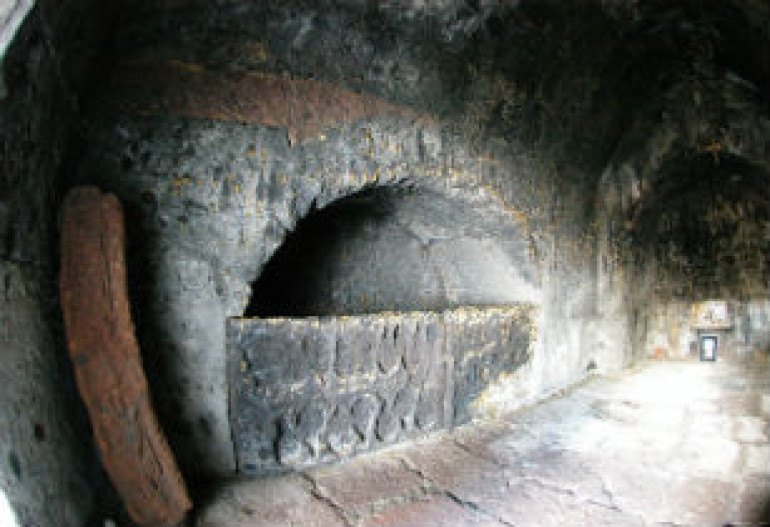 Խորհրդարանականները մտահոգված են հայոց արքաների՝ Հայաստանում գտնվող միակ դամբարանի ճակատագրով
