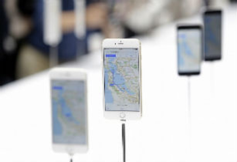 Apple map blunder confuses Canadians
