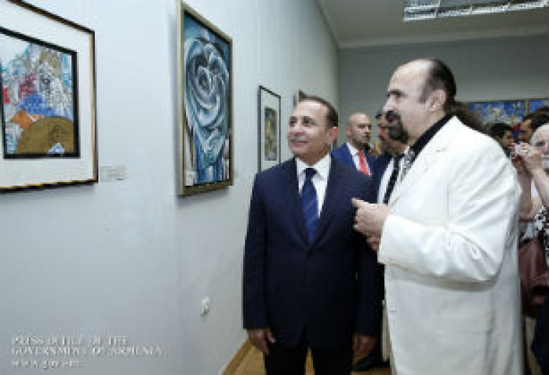 Վարչապետը ներկա է գտնվել Դանիել Վարուժան Հեջինյանի ցուցահանդեսի բացմանը
