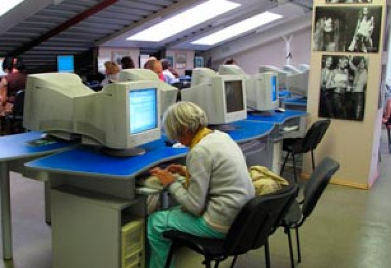 Russia plans state controls in case of internet crisis