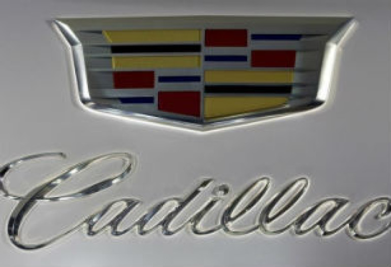 Все машины Cadillac получат новый логотип
