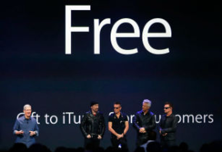Лидер U2 извинился за загрузку бесплатного альбома в iTunes всех пользователей Apple