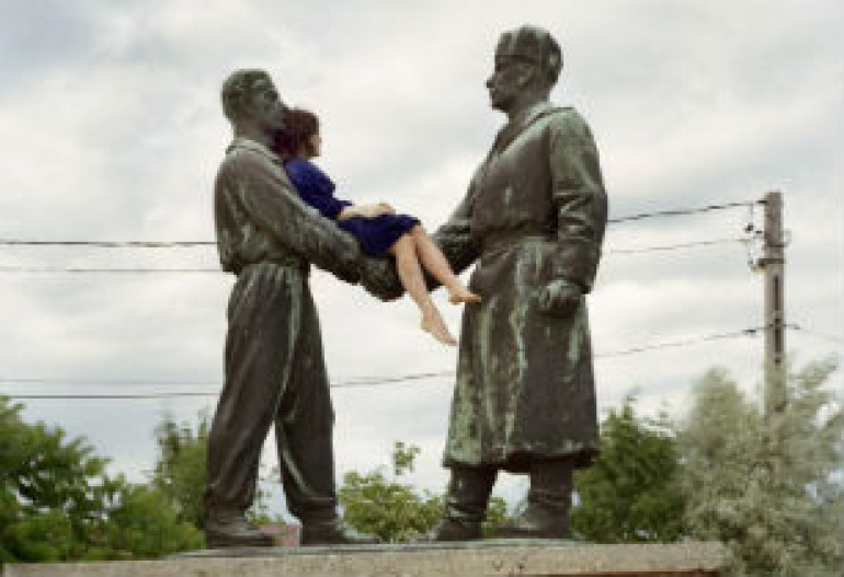 Как правильно фотографироваться с памятниками