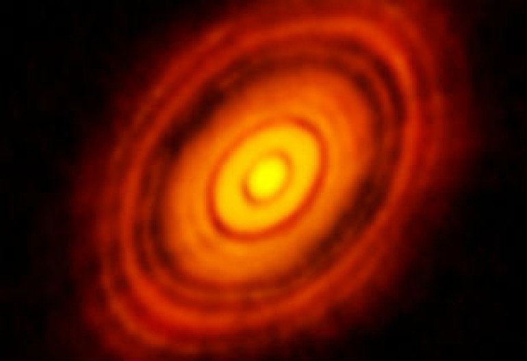 Planet formation captured in photo