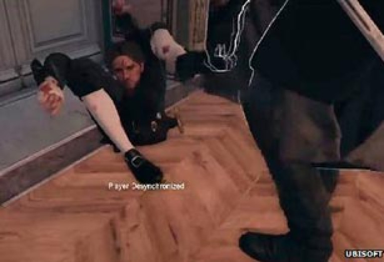 Assassin's Creed: Unity criticized for widespread glitches