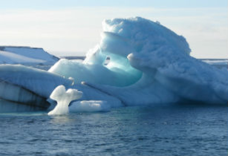 Russia invites Google to create underwater map of Arctic shelf