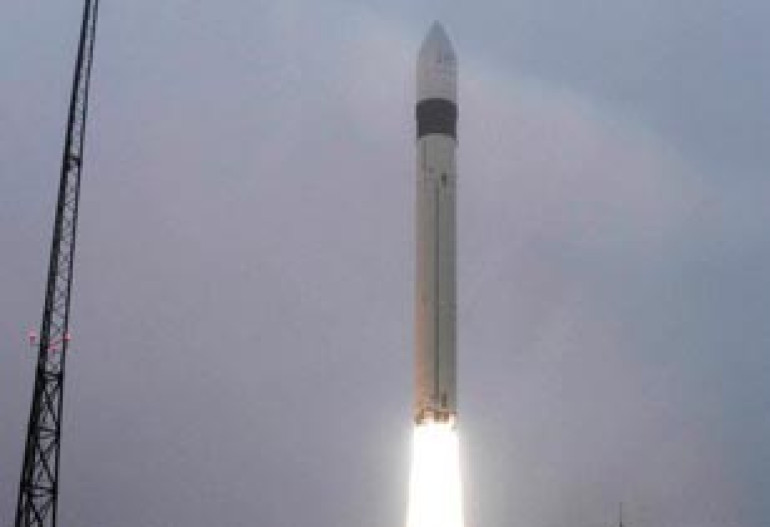 Russia tests 'satellite catcher'